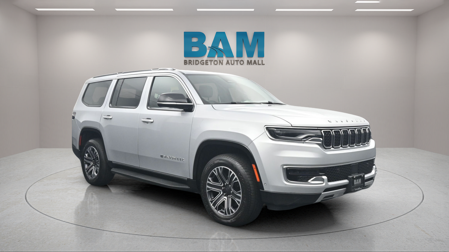 Used 2024 Jeep Wagoneer Series II AWD/4WD image 1
