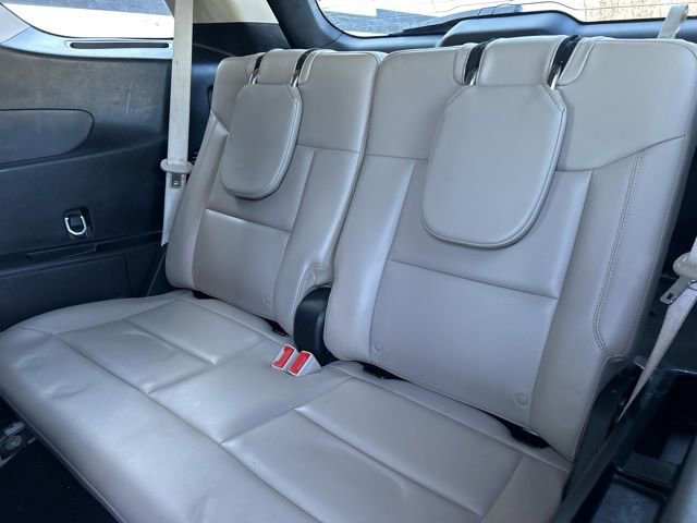 Used 2023 Ford Explorer XLT w/ Equipment Group 202A image 23