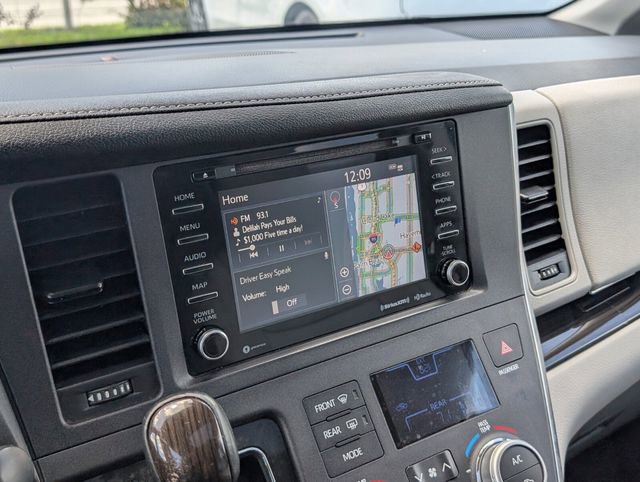 Used 2019 Toyota Sienna XLE w/ XLE Navigation Package FWD image 23