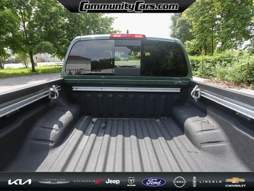 Used 2023 Nissan Frontier SV w/ SV Convenience Package image 7