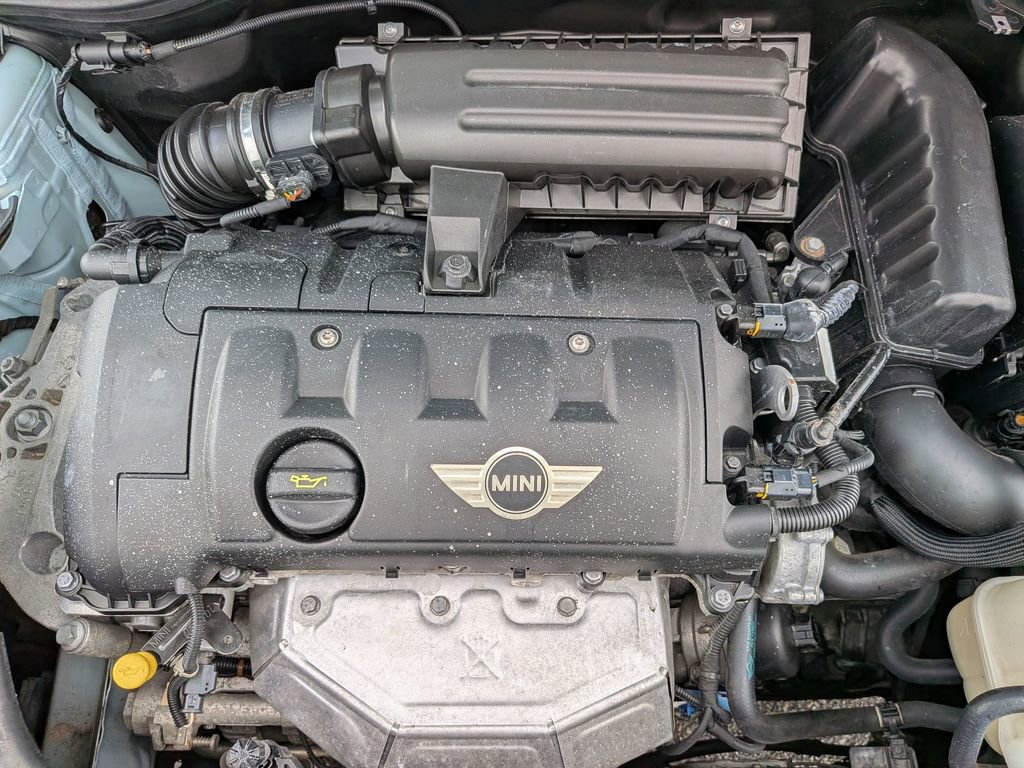 Used 2014 MINI Cooper Convertible image 12