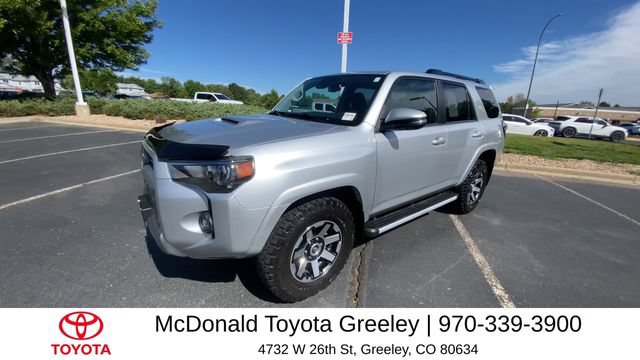 Used 2022 Toyota 4Runner TRD Off-Road Premium AWD/4WD image 4