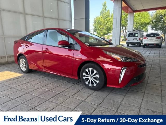 Used 2021 Toyota Prius LE w/ Carpet Mat Package (TMS) AWD/4WD image 3