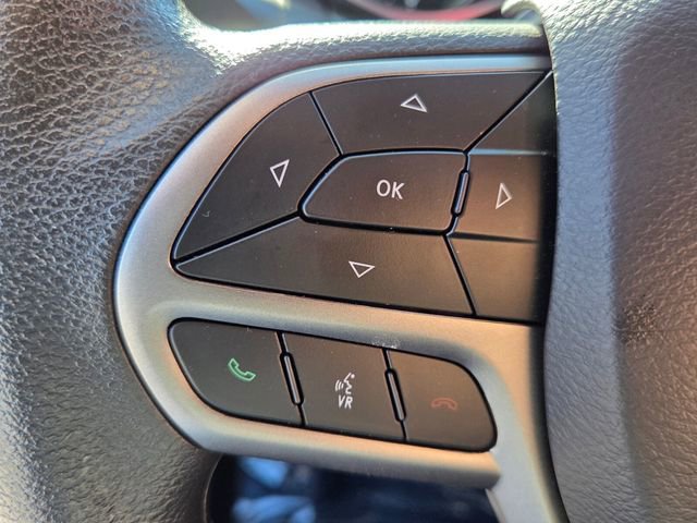 Used 2021 Jeep Cherokee Latitude w/ Mopar Interior Package image 27