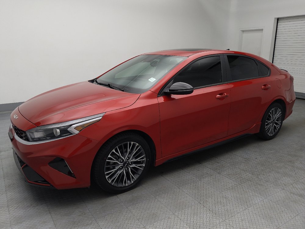Used 2024 Kia Forte GT-Line w/ GT-Line Premium Package FWD image 2