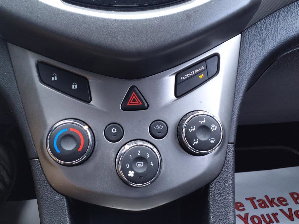 Used 2016 Chevrolet Sonic LT image 10