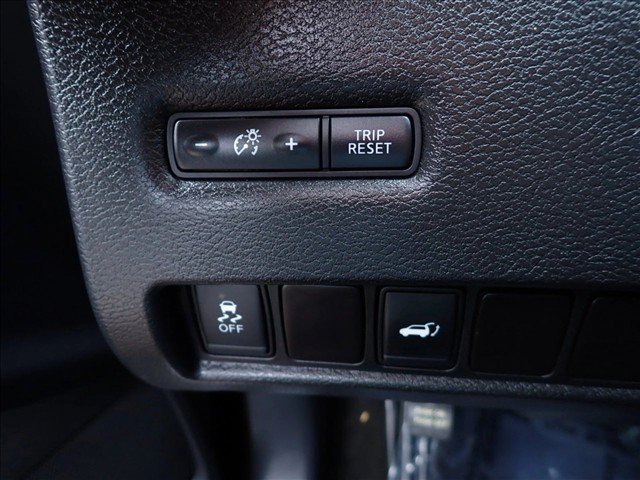 Used 2015 Nissan Murano SL AWD/4WD image 16