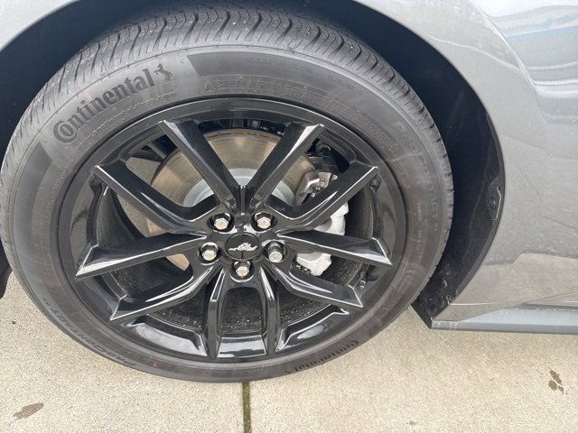 Used 2025 Ford Mustang Premium image 16