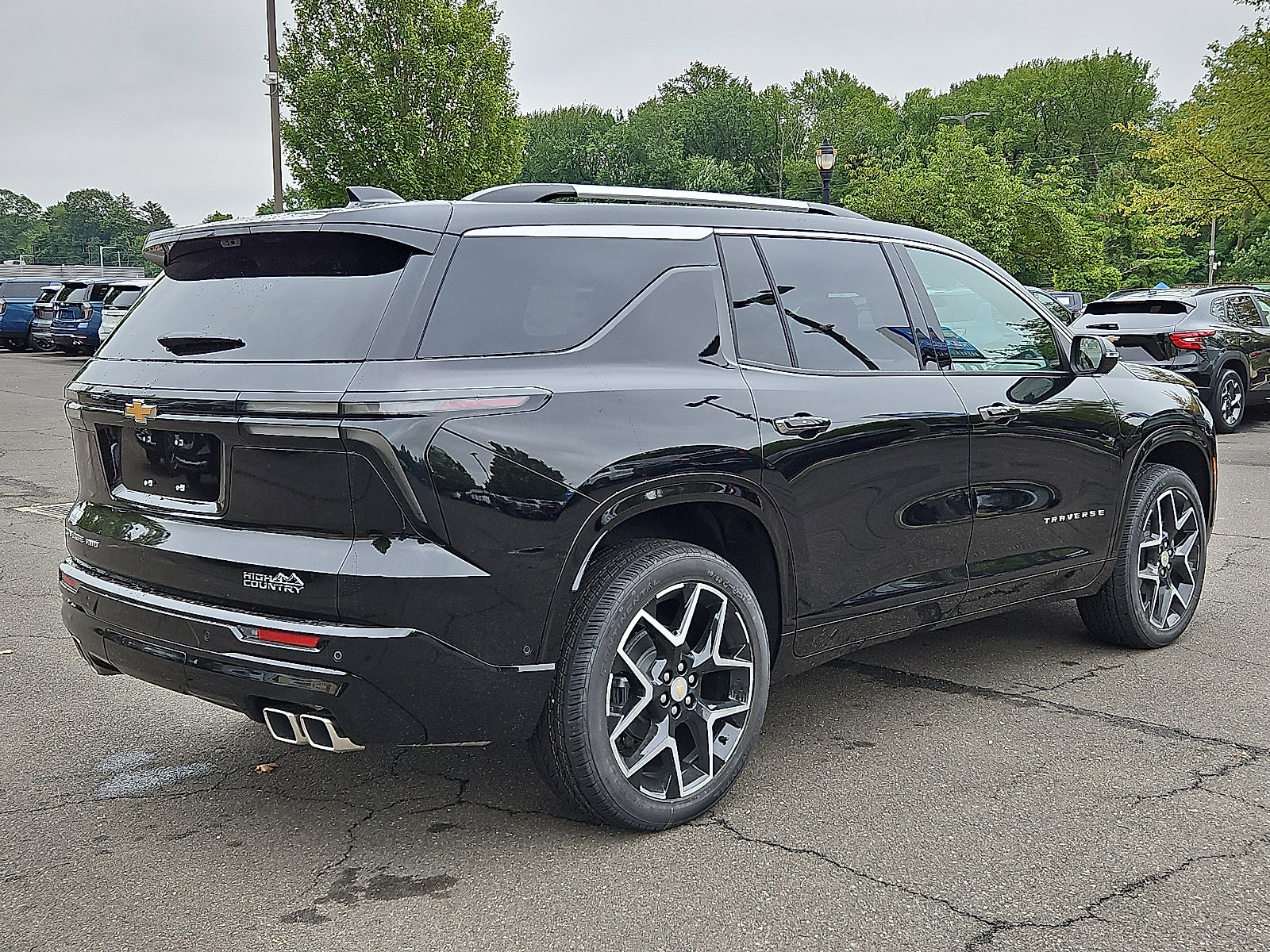 New 2026 Chevrolet Traverse High Country image 4