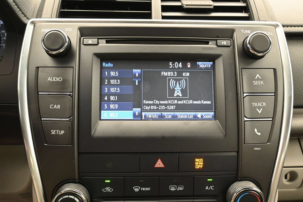 Used 2016 Toyota Camry LE FWD image 20