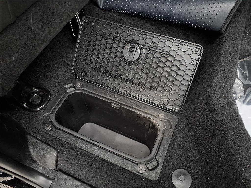 Used 2024 RAM 2500 Big Horn w/ Bed Utility Group image 22