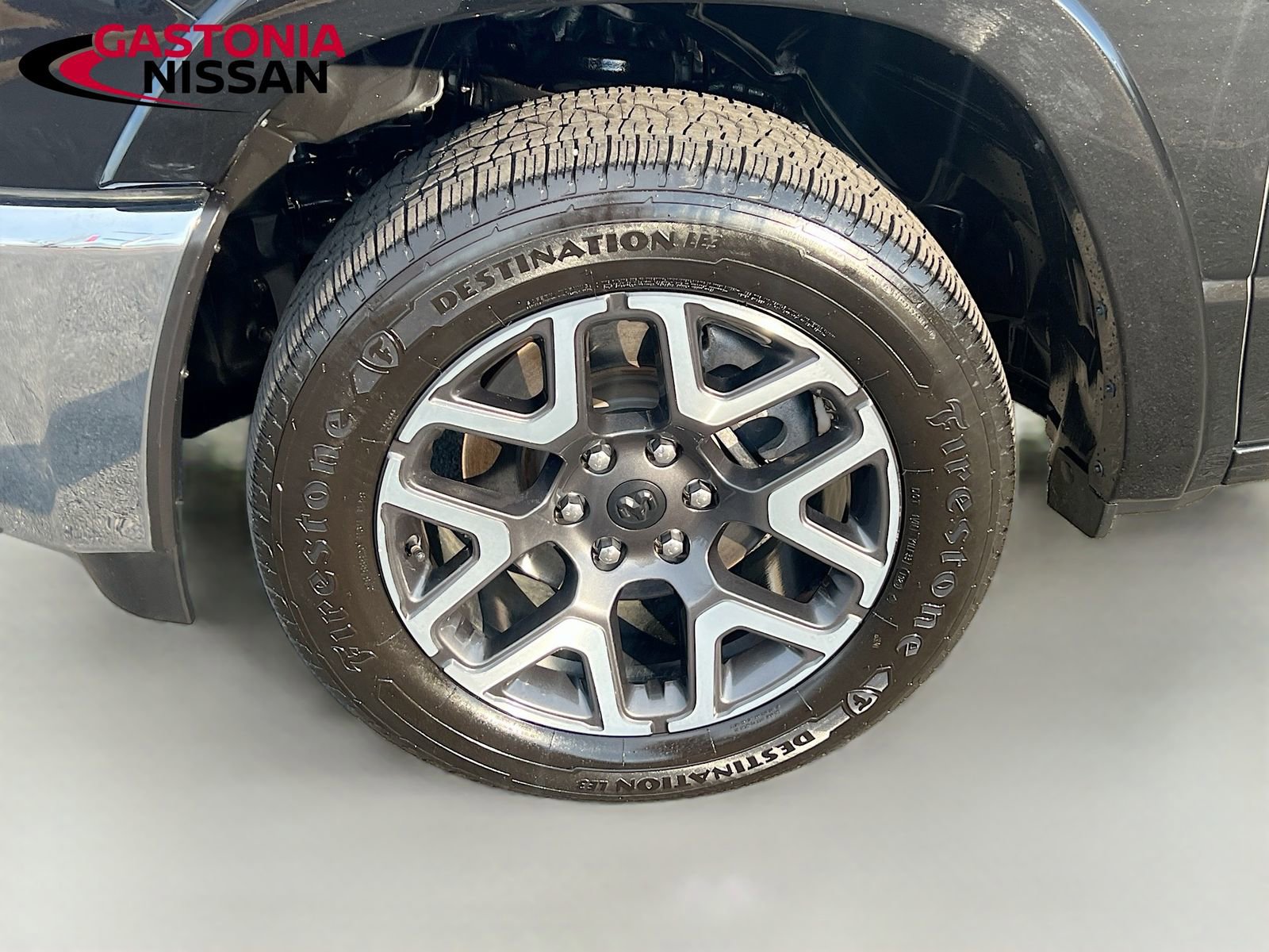 Used 2025 RAM 1500 Laramie image 40