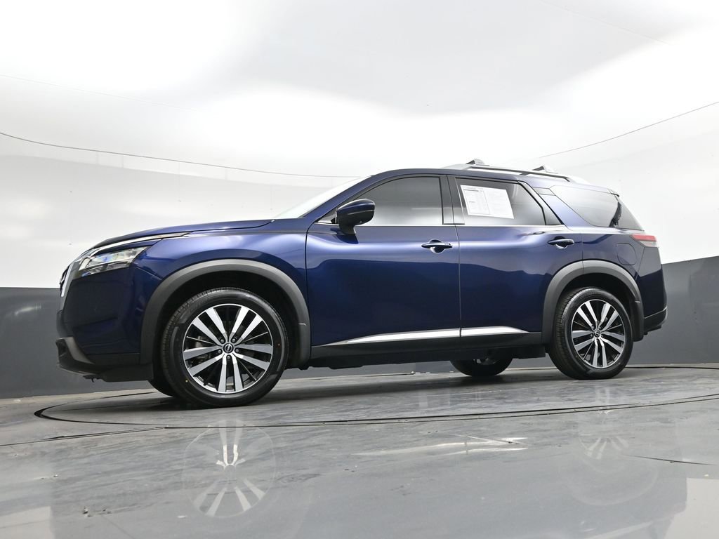 Used 2023 Nissan Pathfinder Platinum AWD/4WD image 44