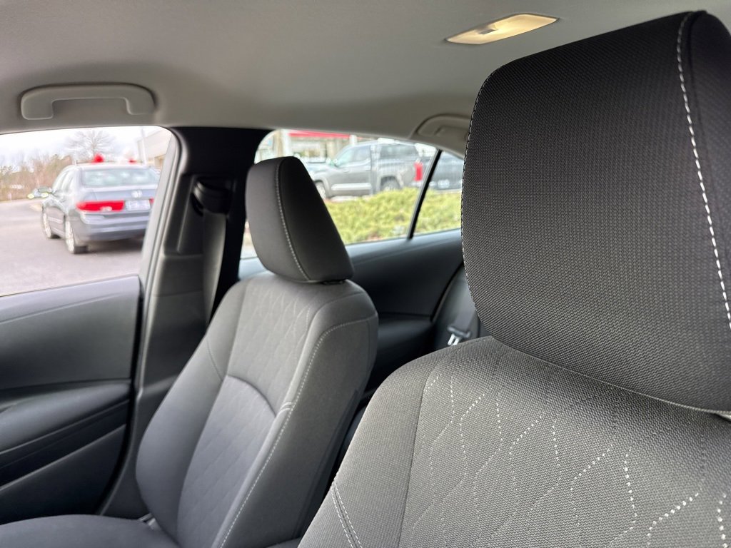 Used 2023 Toyota Corolla LE image 8