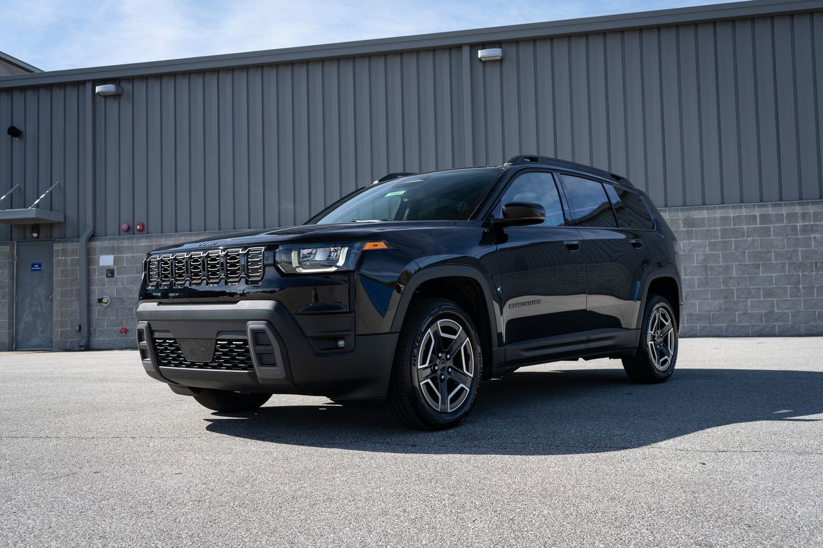 New 2026 Jeep Cherokee Limited AWD/4WD image 3