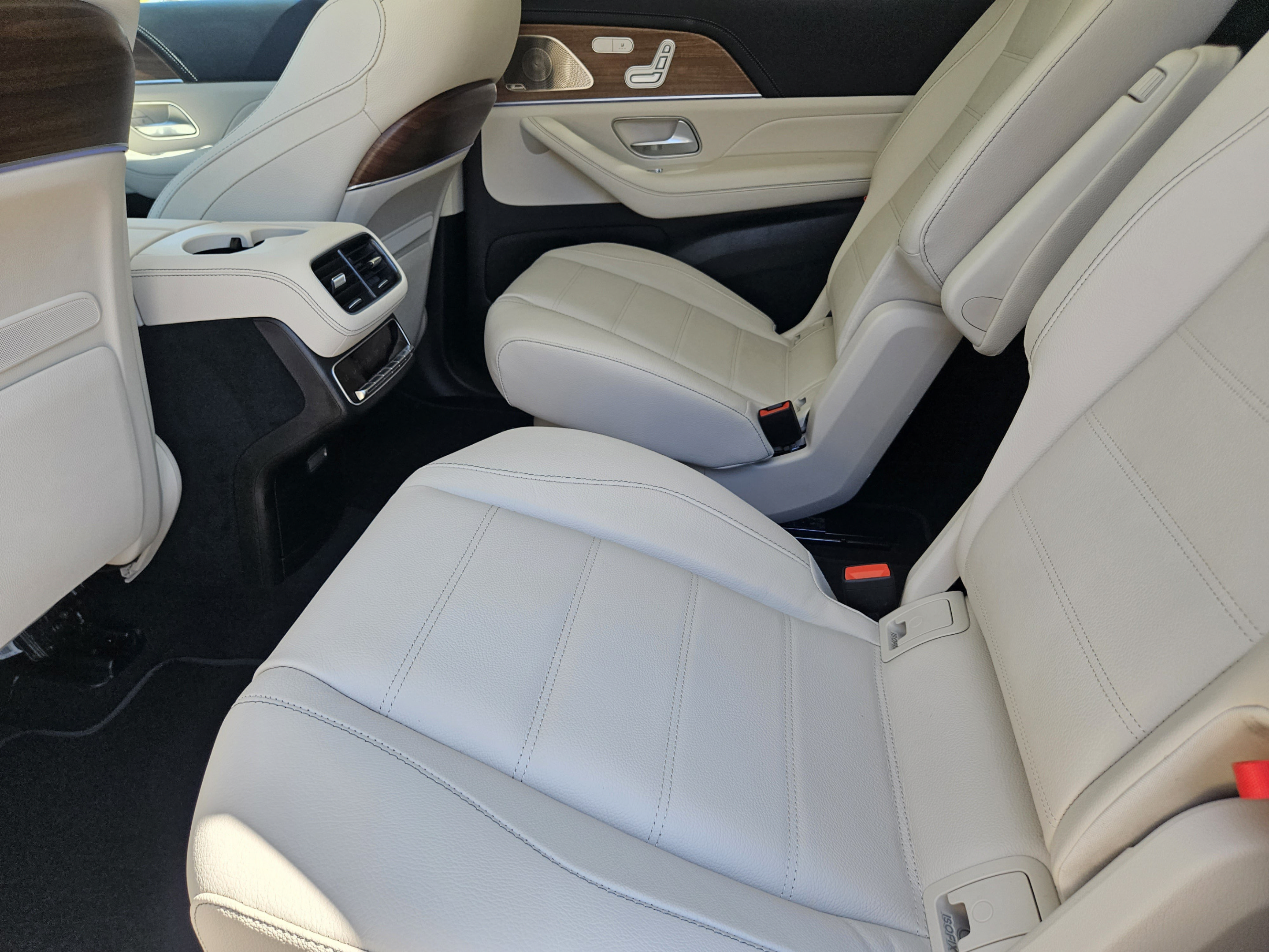 Certified 2026 Mercedes-Benz GLS 580 4MATIC image 22
