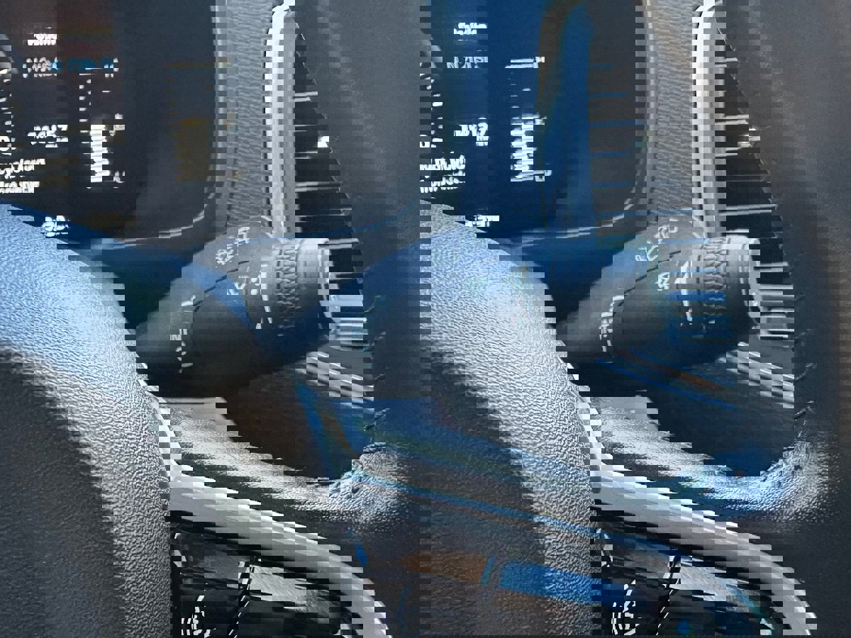 Used 2018 Volvo XC90 T5 Momentum w/ Convenience Package image 23