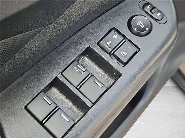 Used 2016 Honda CR-V LX image 11