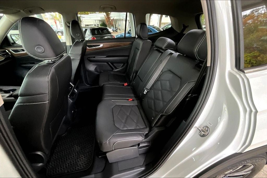 New 2026 Volkswagen Atlas SE FWD image 18