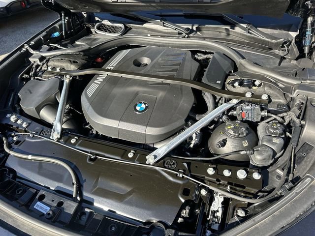 Used 2024 BMW 740i image 30