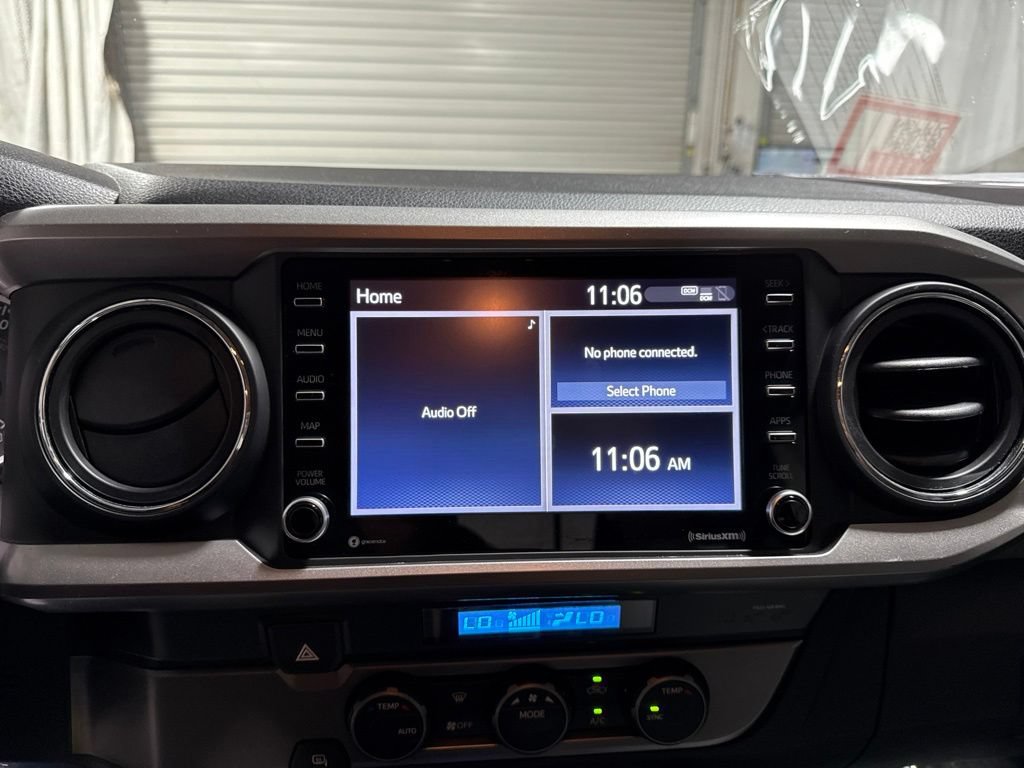 Used 2022 Toyota Tacoma SR5 w/ Technology Package RWD image 28