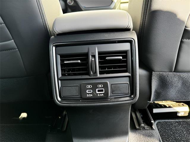 Used 2025 Subaru Forester Limited w/ Popular Package #1 image 33
