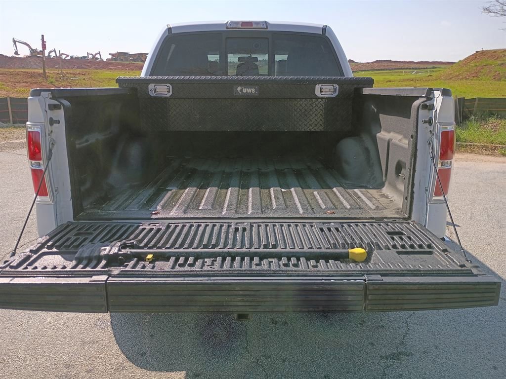 Used 2013 Ford F150 XLT w/ Luxury Equipment Group image 4