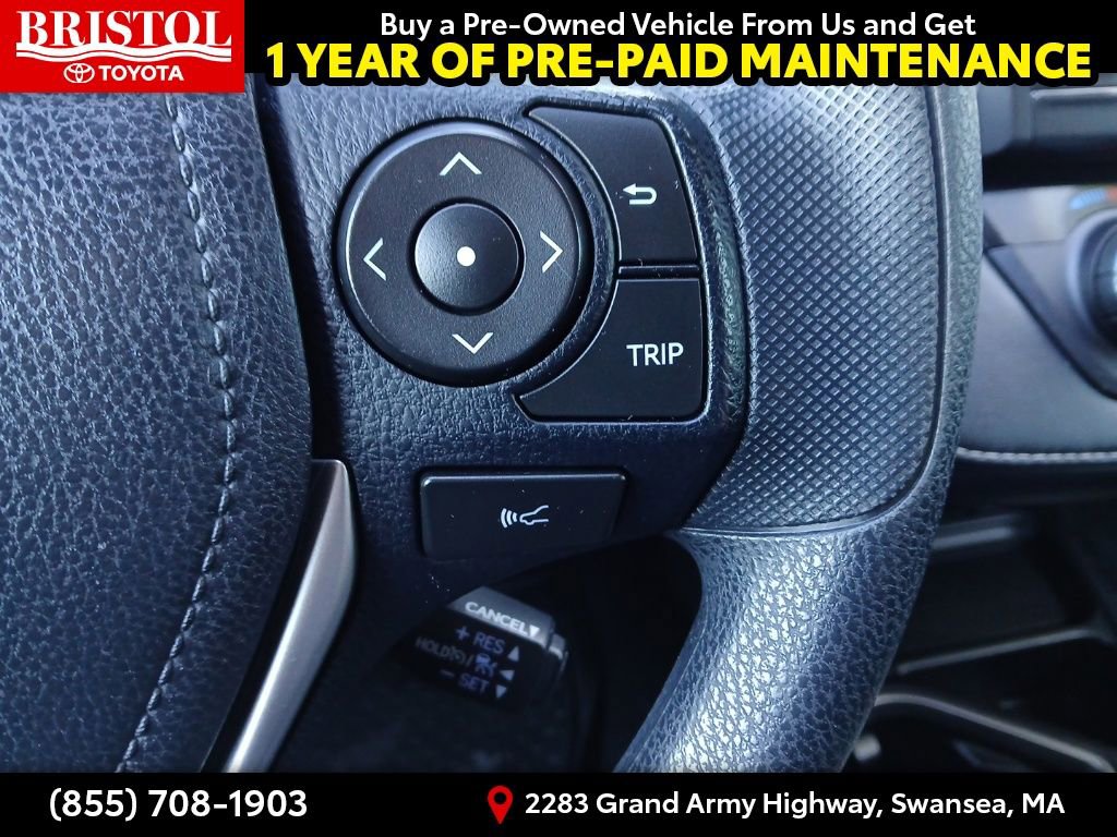 Used 2018 Toyota RAV4 LE image 26