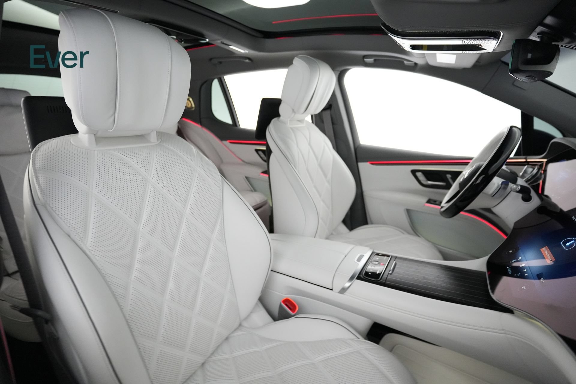 Used 2024 Mercedes-Benz Maybach EQS 680 4MATIC image 23