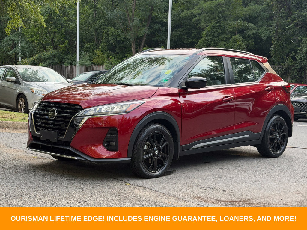 Used 2021 Nissan Kicks SR w/ SR Premium Package FWD image 3