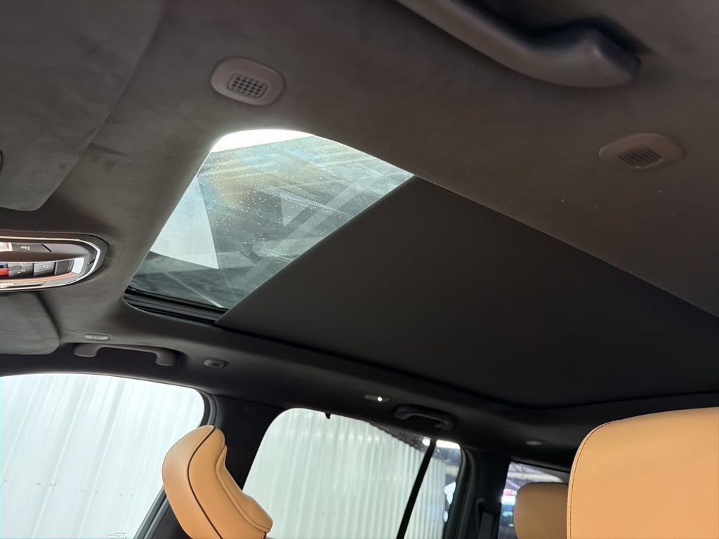 New 2026 Jeep Grand Cherokee Summit AWD/4WD image 17
