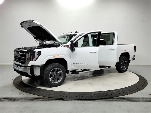 New 2026 GMC Sierra 2500 SLE w/ Preferred Package image 11