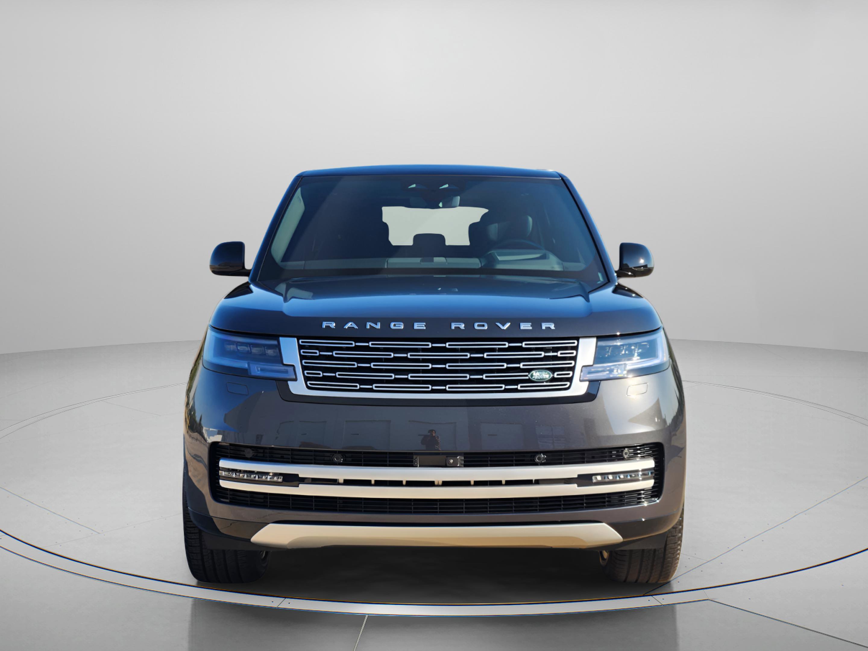 New 2025 Land Rover Range Rover Autobiography AWD/4WD image 6