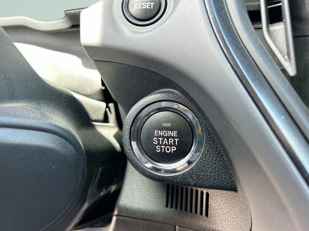 Used 2024 Subaru Crosstrek 2.5i Limited w/ Crosstrek Mirror Package image 34