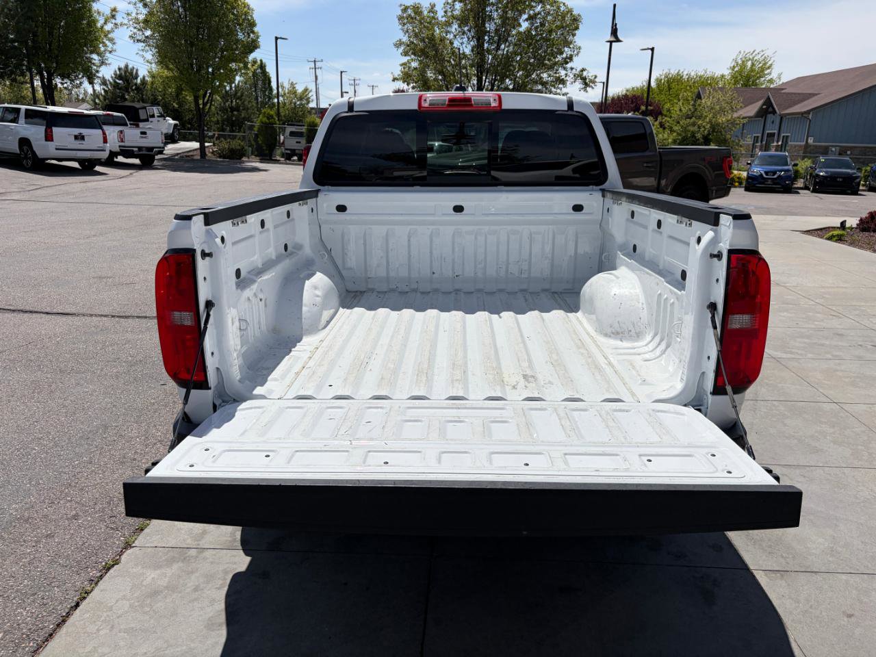 Used 2018 Chevrolet Colorado LT w/ LT Convenience Package AWD/4WD image 24