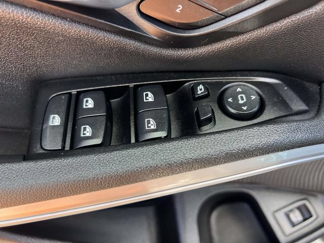 Used 2020 BMW 330i xDrive Sedan w/ M Sport Package AWD/4WD image 18