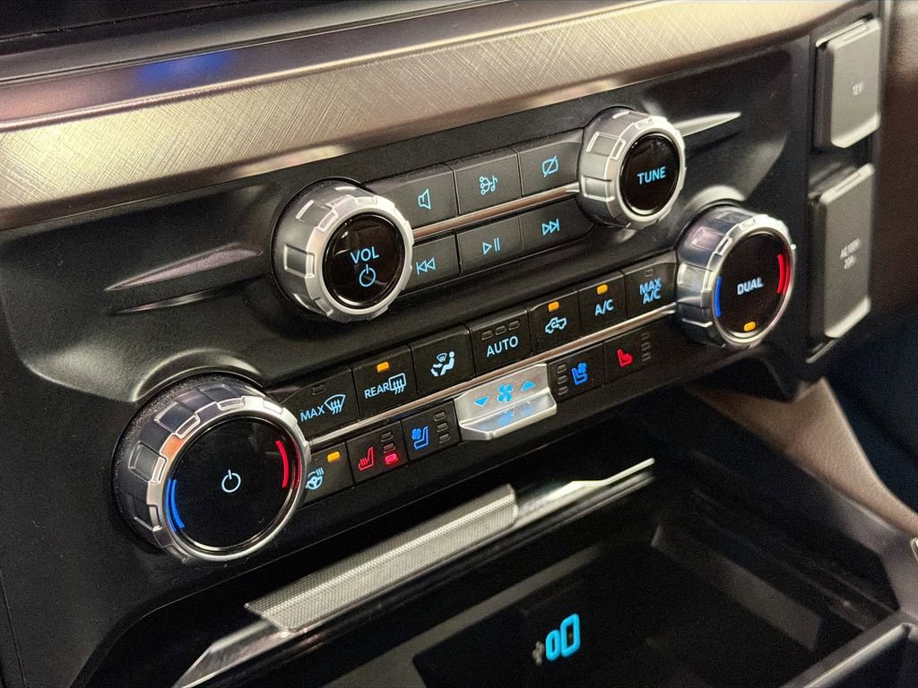 Used 2023 Ford F250 King Ranch w/ Chrome Package image 16