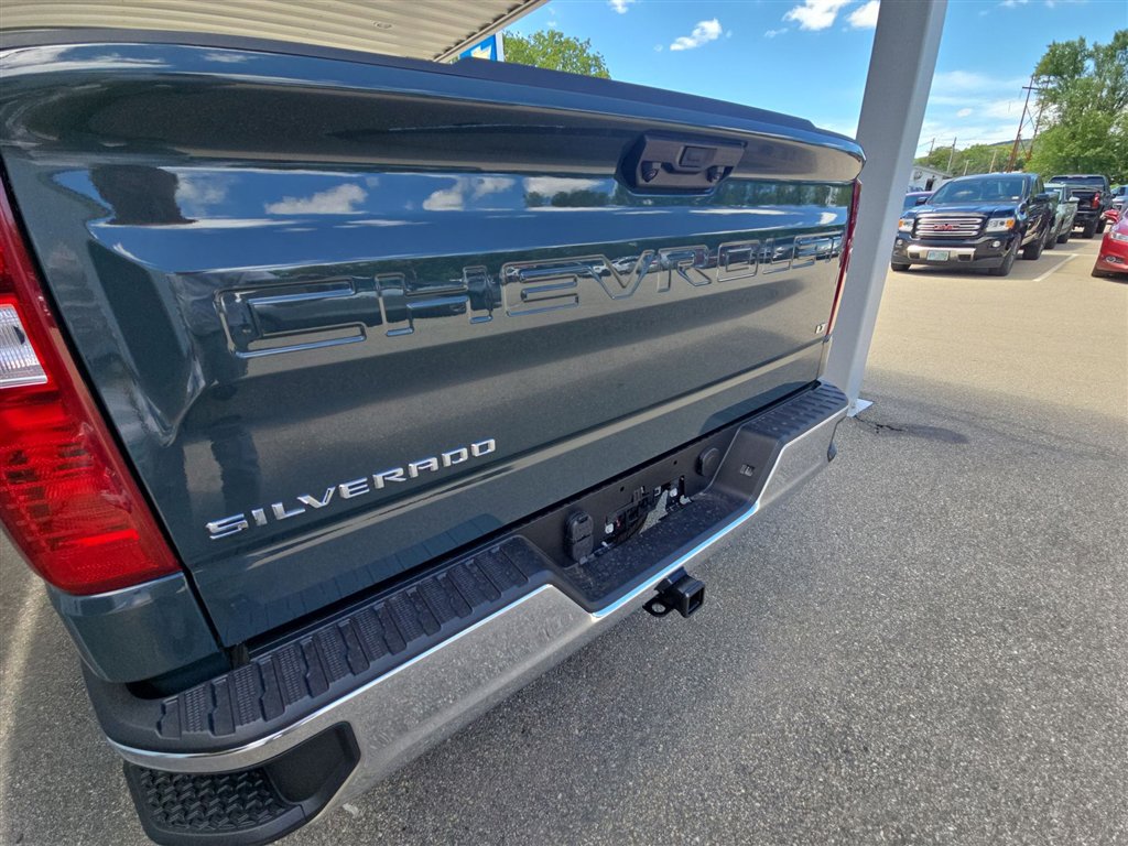 New 2025 Chevrolet Silverado 1500 LT image 25