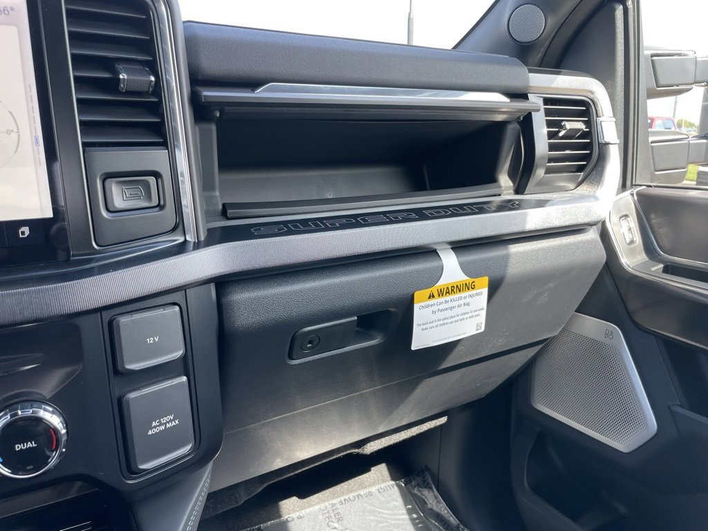 New 2026 Ford F250 Platinum image 58