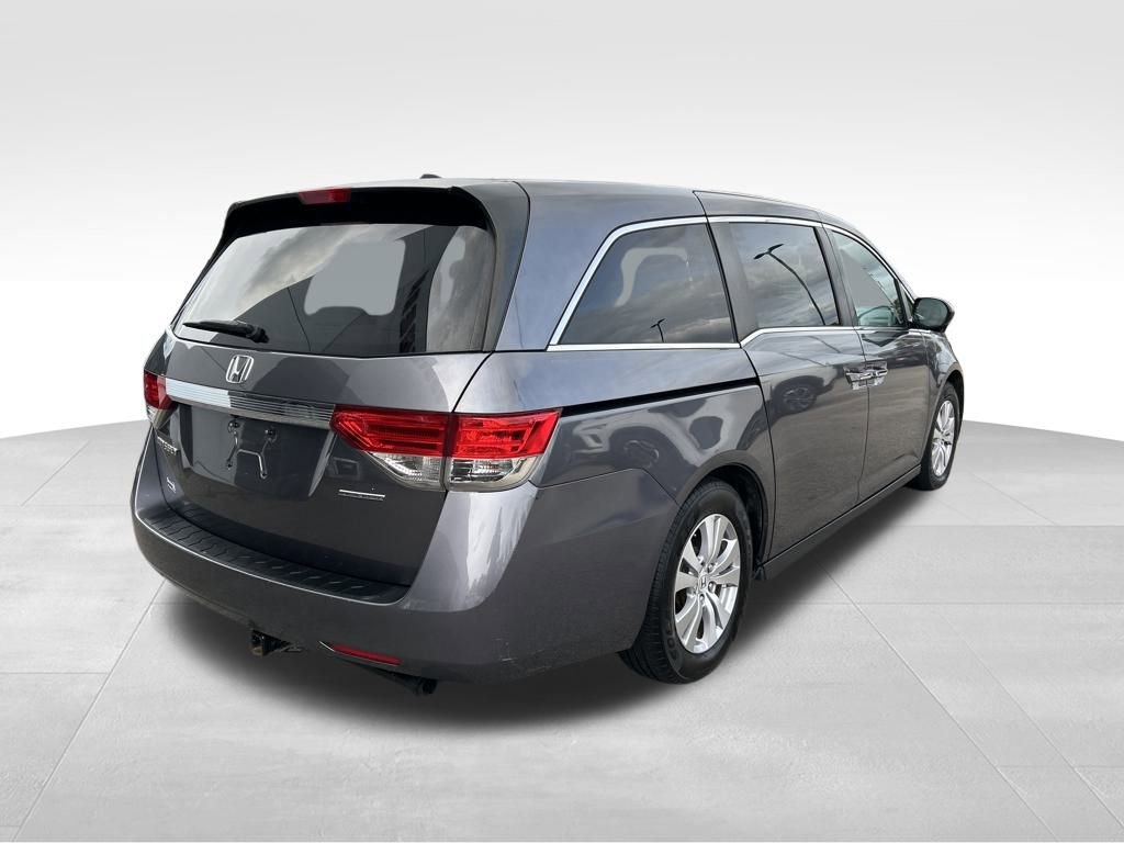 Used 2016 Honda Odyssey SE image 5