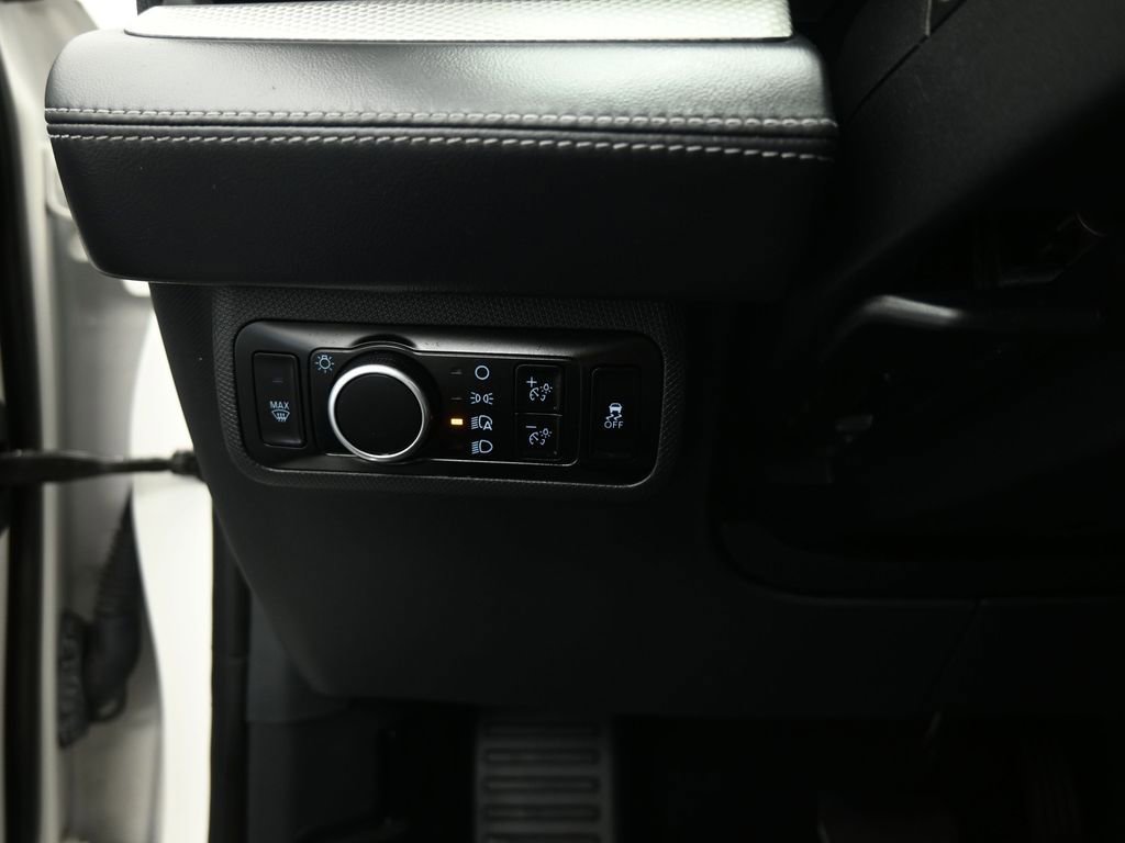 Certified 2023 Ford Mustang Mach-E Select image 12