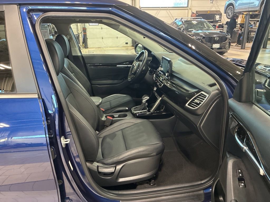 Certified 2021 Kia Seltos EX image 20