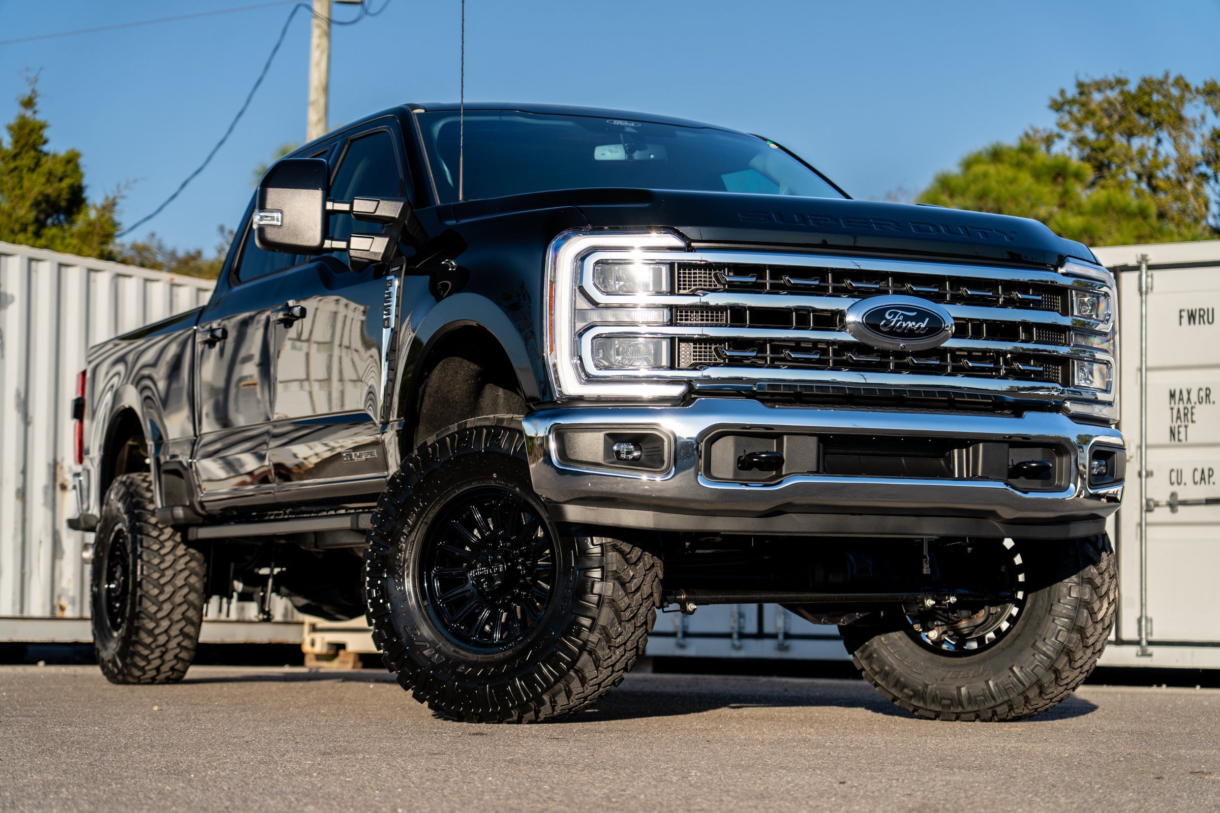 New 2026 Ford F250 Lariat w/ FX4 Off-Road Package