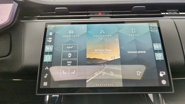 Used 2025 Land Rover Range Rover Sport SE image 48