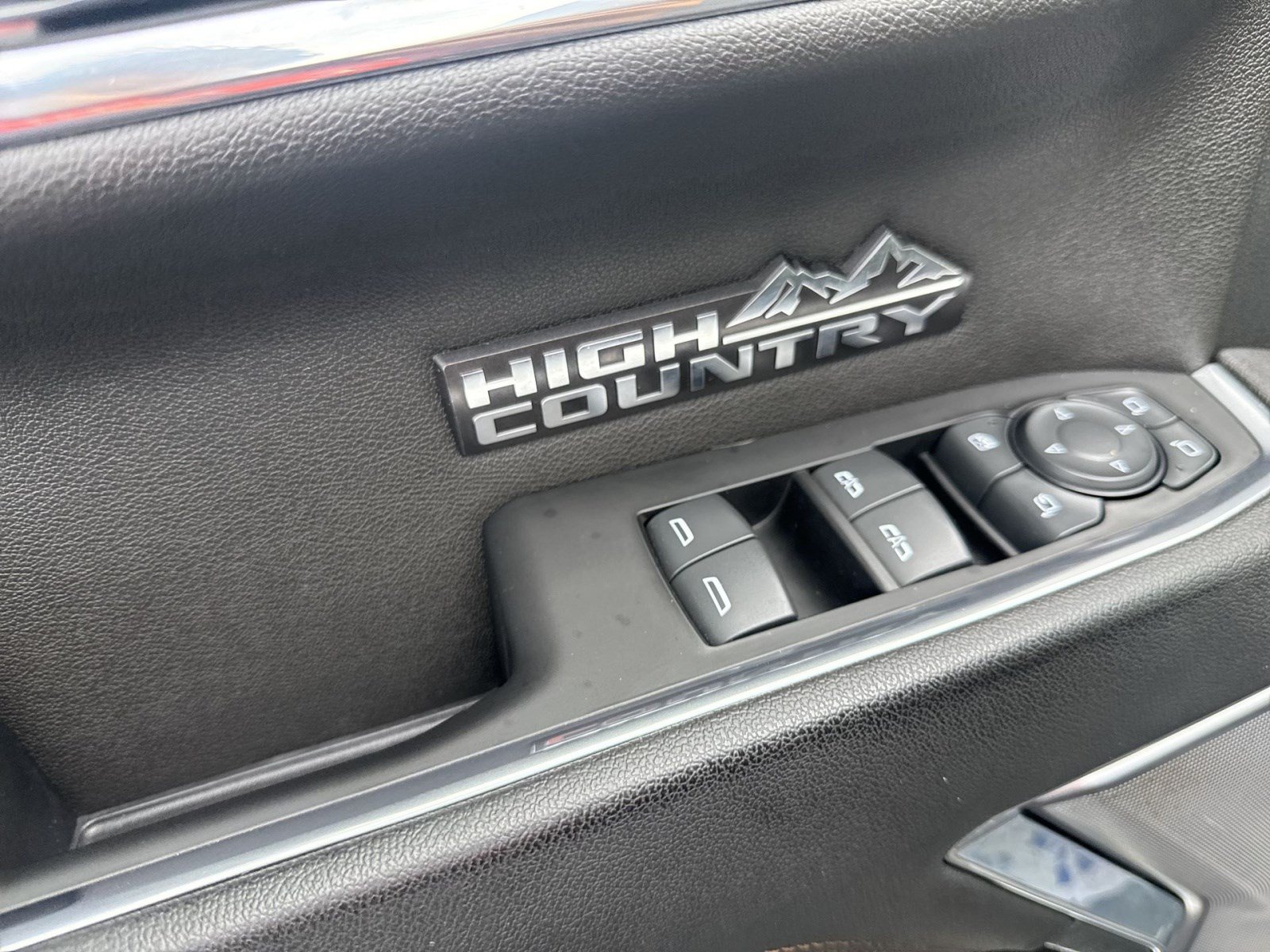 Used 2023 Chevrolet Silverado 1500 High Country AWD/4WD image 15