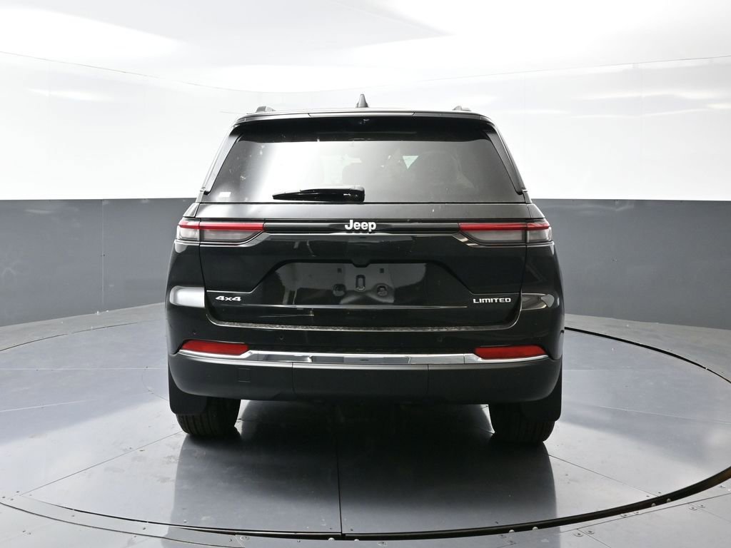 New 2025 Jeep Grand Cherokee Limited w/ Luxury Tech Group II image 8