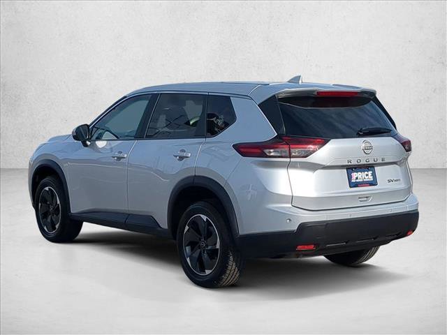 Used 2024 Nissan Rogue SV image 8