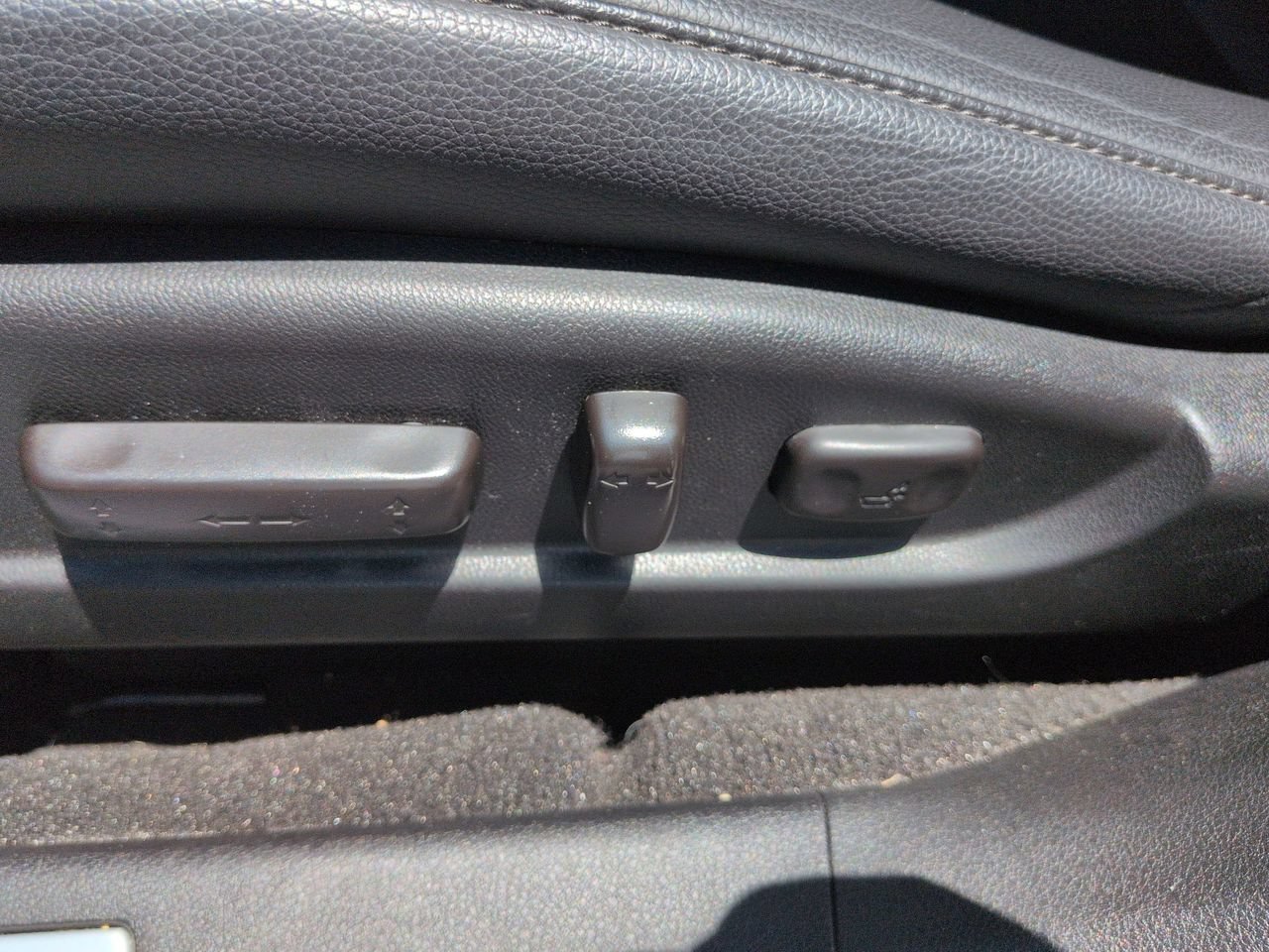 Used 2020 Acura TLX FWD image 19