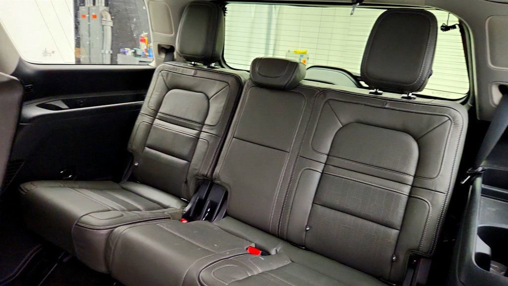Used 2024 Lincoln Navigator Black Label AWD/4WD image 22