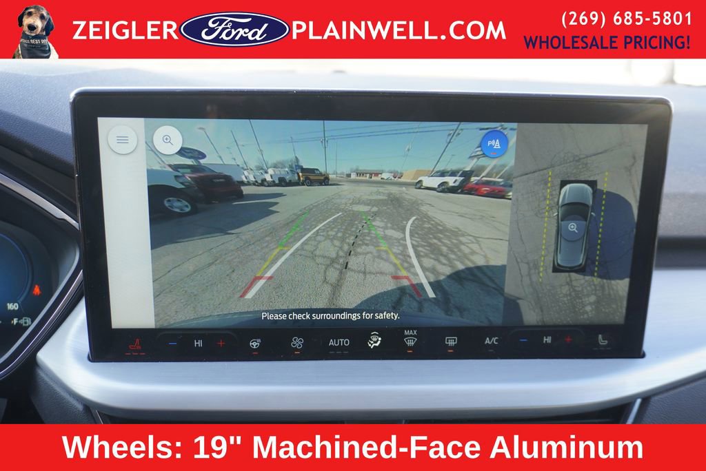 Used 2024 Ford Escape Platinum image 20